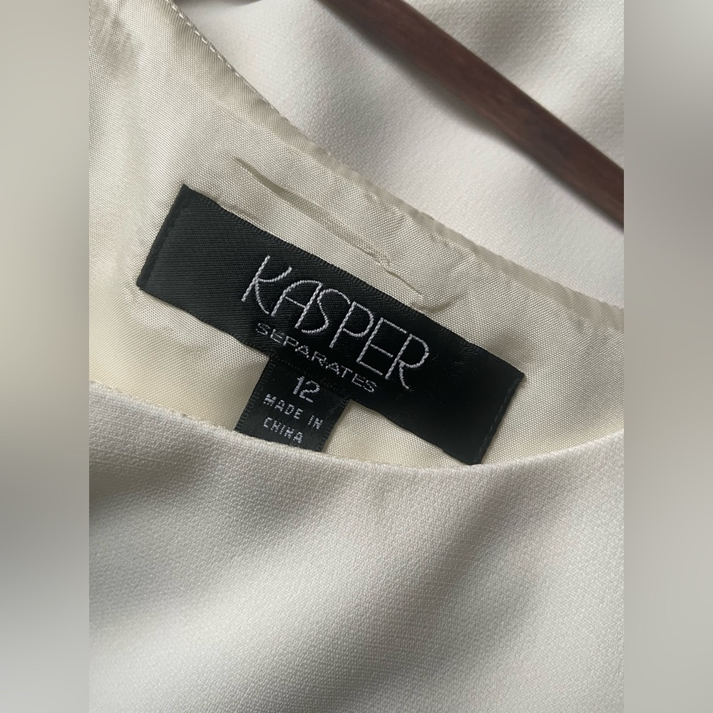 Kasper Cream Blouse 12 - Picture 2 of 2